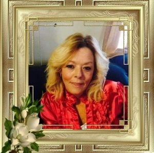Meet your Posher, Tesia